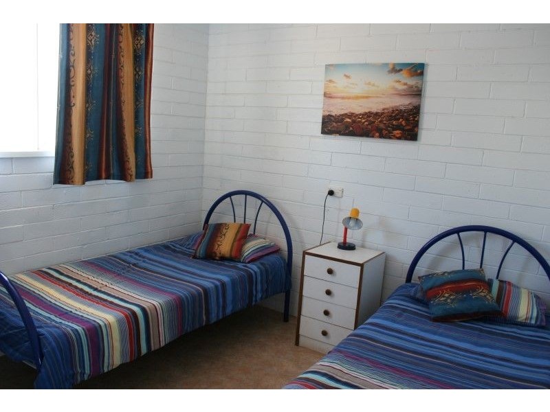 2 Sandham St, Venus Bay SA 5607