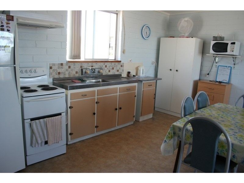 2 Sandham St, Venus Bay SA 5607