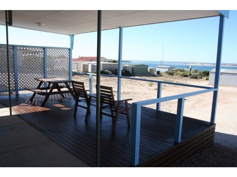 2 Sandham St, Venus Bay SA 5607