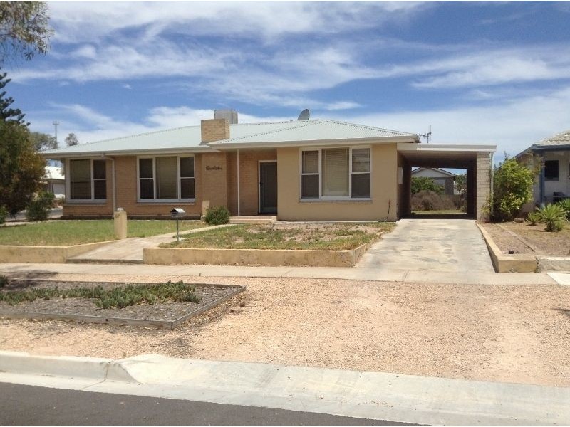 67 Wells St, Streaky Bay SA 5680