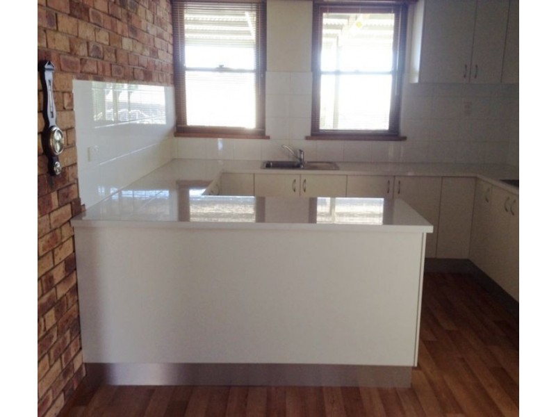 24 Wells St, Streaky Bay SA 5680