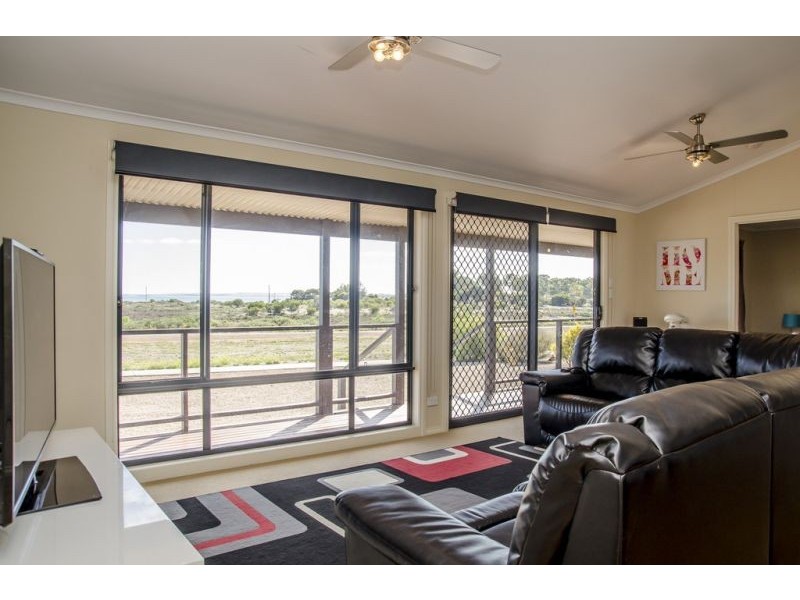 3 Johnson Street, Streaky Bay SA 5680