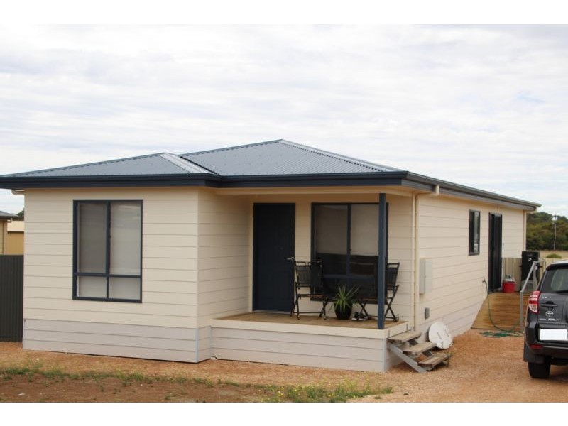 9 Wharff Street, Streaky Bay SA 5680