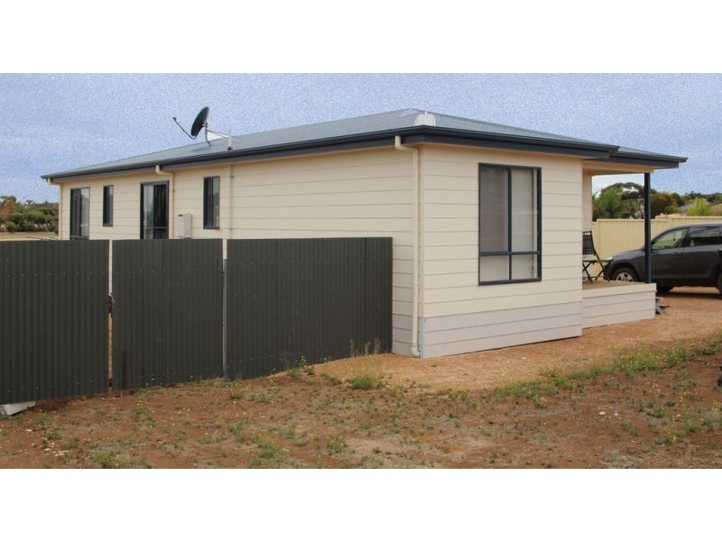 9 Wharff Street, Streaky Bay SA 5680
