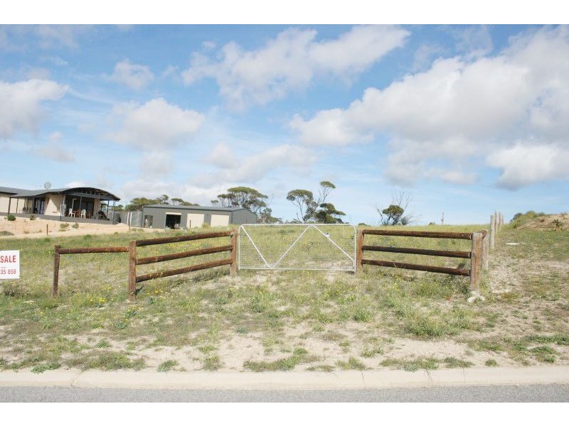 11 Loveshack Route, Streaky Bay SA 5680