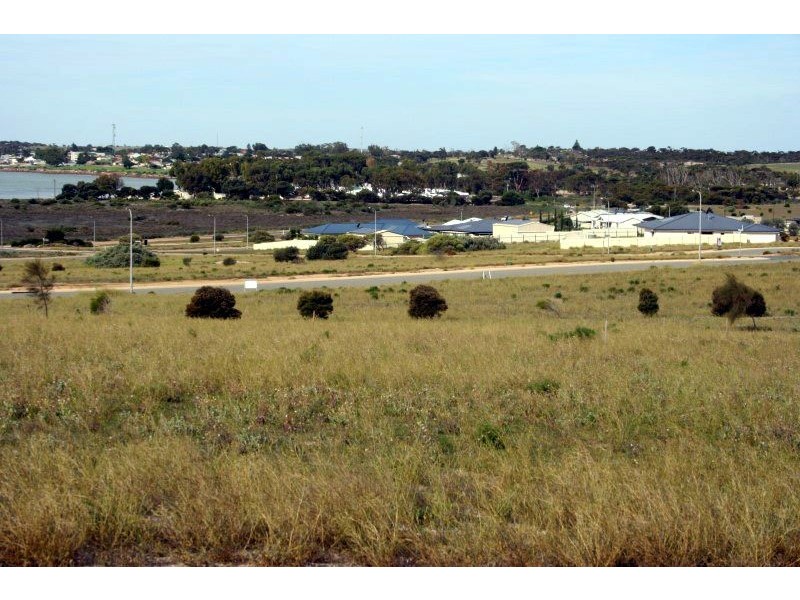 11 Bockelberg Hill Road, Streaky Bay SA 5680