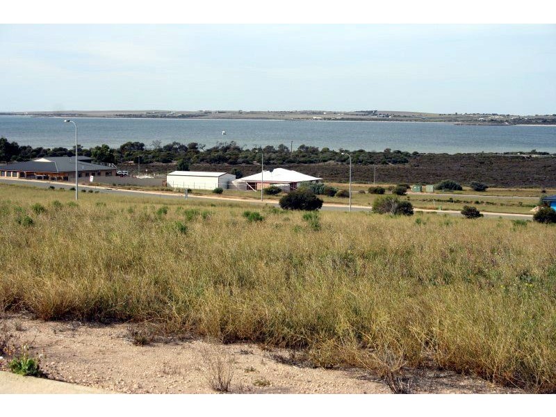 11 Bockelberg Hill Road, Streaky Bay SA 5680