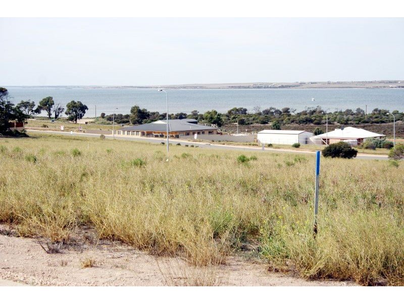 11 Bockelberg Hill Road, Streaky Bay SA 5680