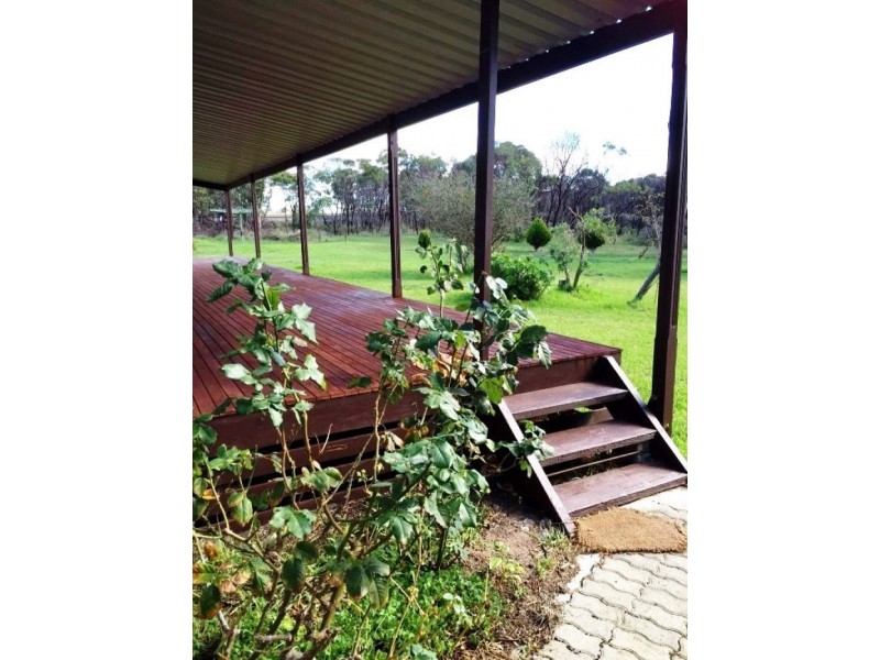 1313 Flinders Highway, Coomunga SA 5607