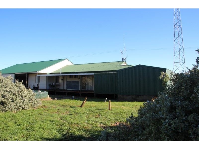 10 North West Terrace, Sheringa SA 5607