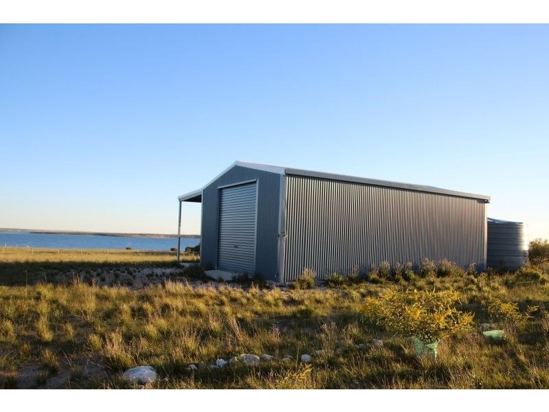 14 Falie Drive Perlubie, Streaky Bay SA 5680