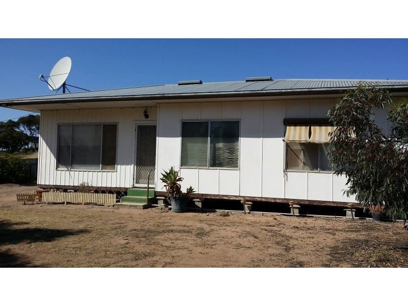 30 Barnes Street, Poochera SA 5655