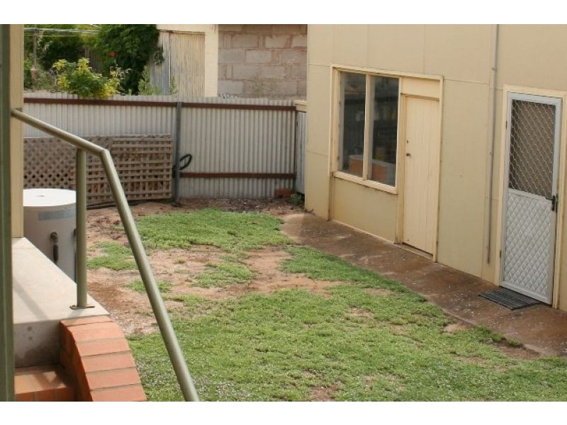 24 Wells Street, Streaky Bay SA 5680