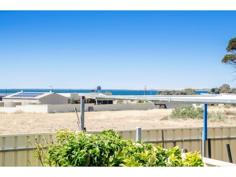 10 Wharff Street, Streaky Bay SA 5680