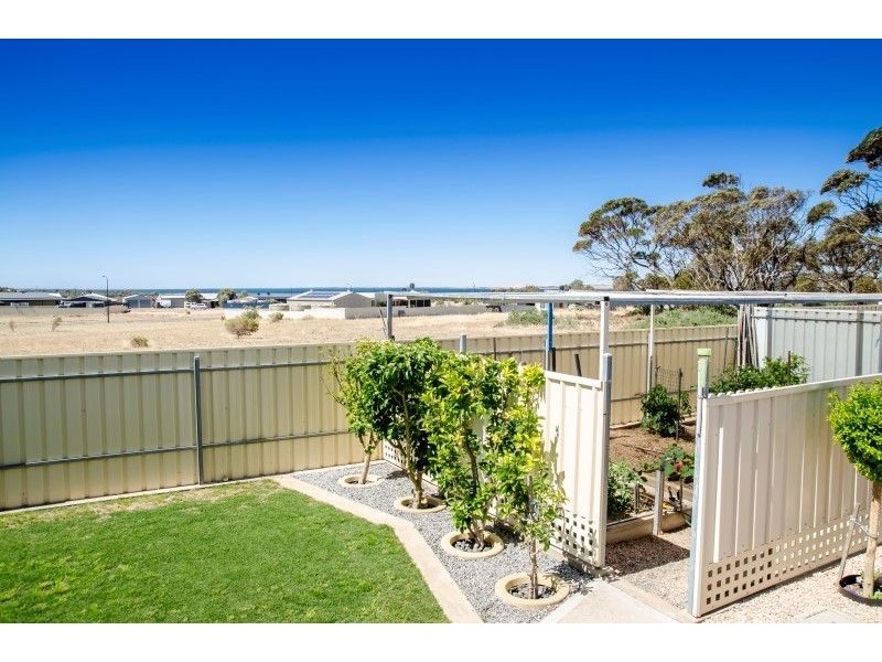 10 Wharff Street, Streaky Bay SA 5680