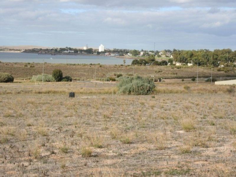 38 Oscar Williams Drive, Streaky Bay SA 5680