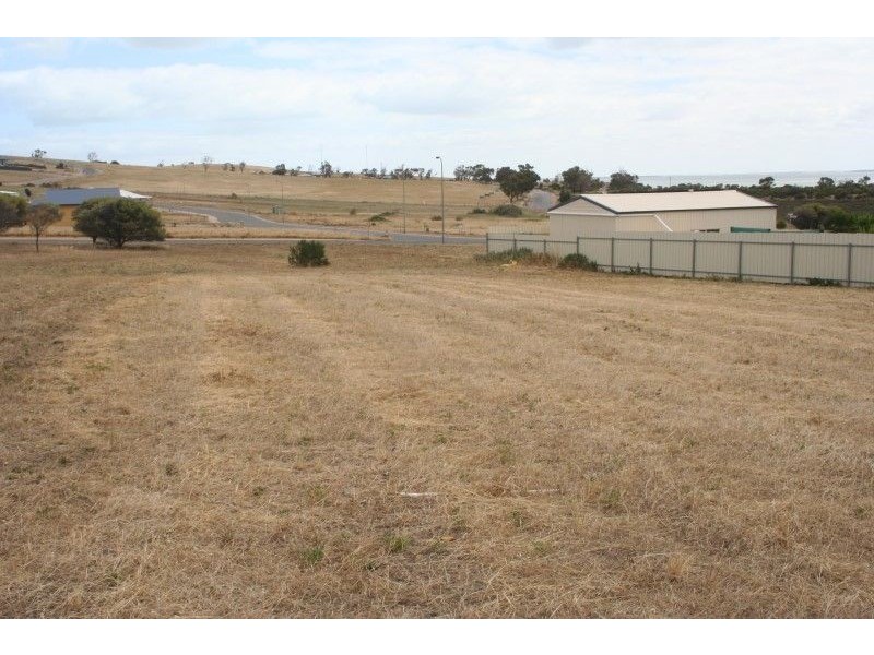 8 Herbert Edwards Drive, Streaky Bay SA 5680