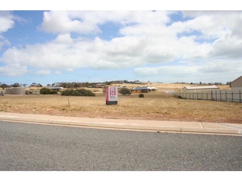 8 Herbert Edwards Drive, Streaky Bay SA 5680