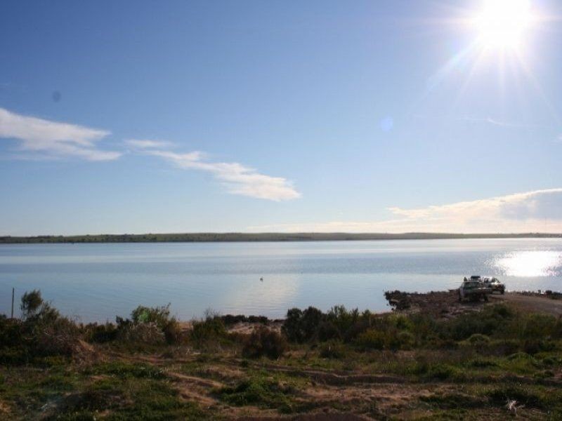 . Clearwater Cove Estate, Streaky Bay SA 5680