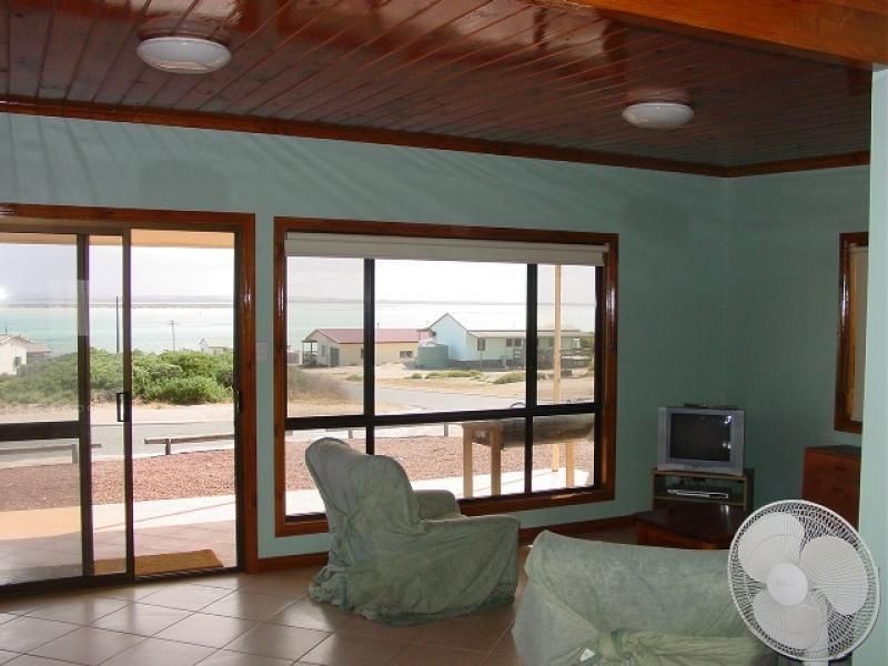 19 Sandham Terrace, Venus Bay SA 5607