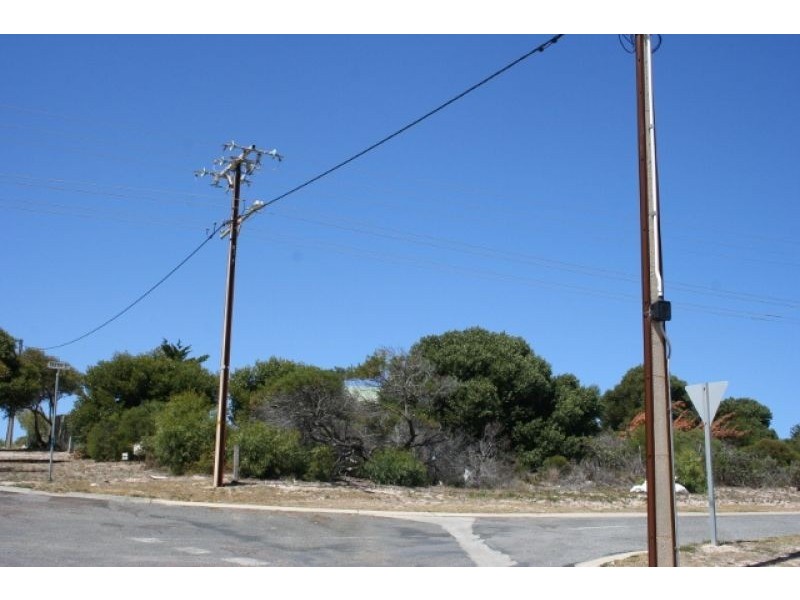 Lot 113,  45 Beach Terrace, Elliston SA 5670