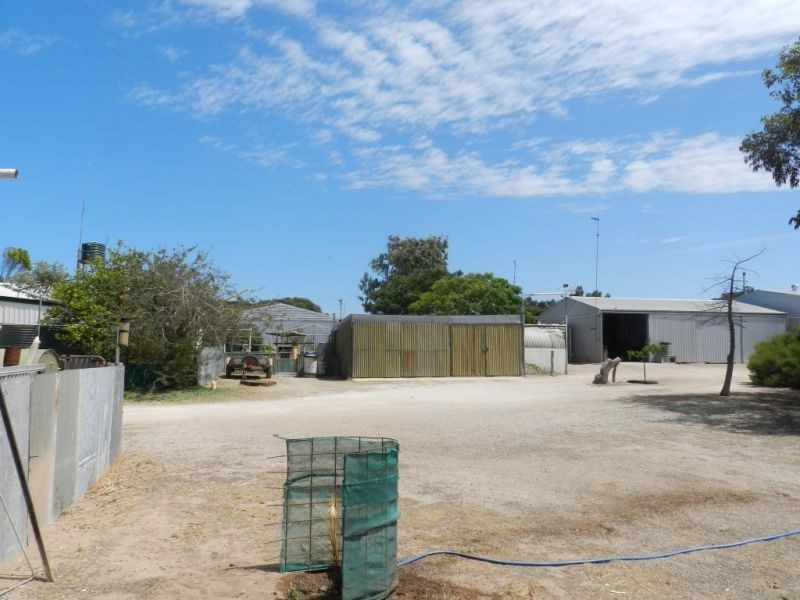 20-22 East Terrace Haslam, Streaky Bay SA 5680
