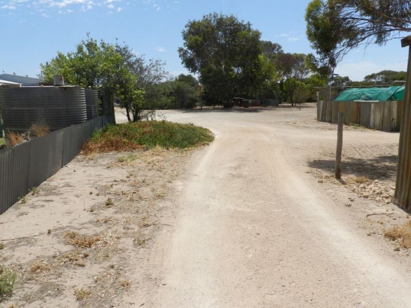 20-22 East Terrace Haslam, Streaky Bay SA 5680