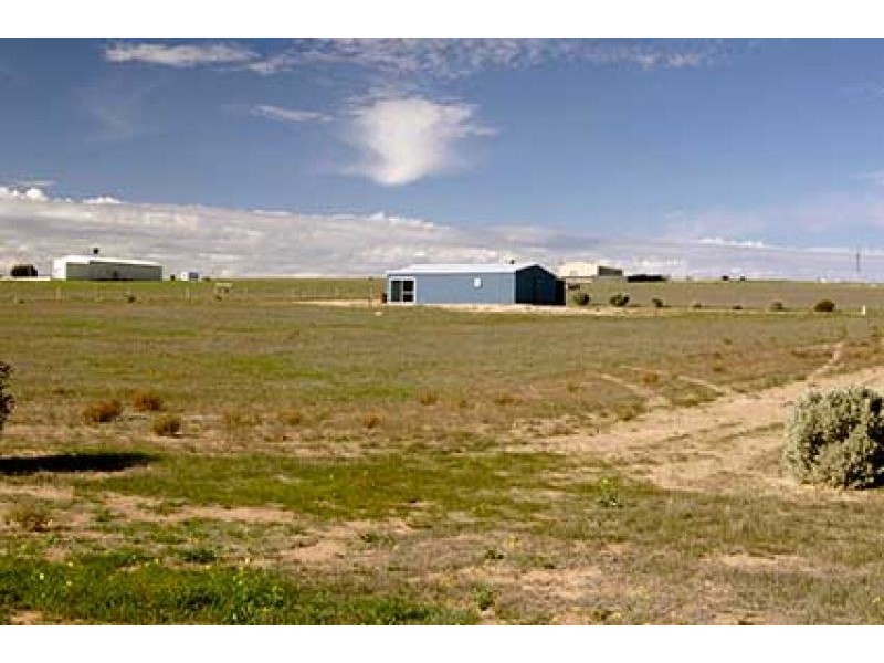 9 Mabie Road, Streaky Bay SA 5680