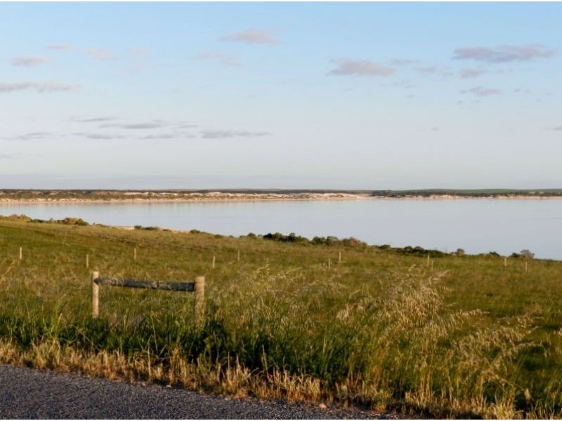 9 Falie Drive Perlubie via, Streaky Bay SA 5680