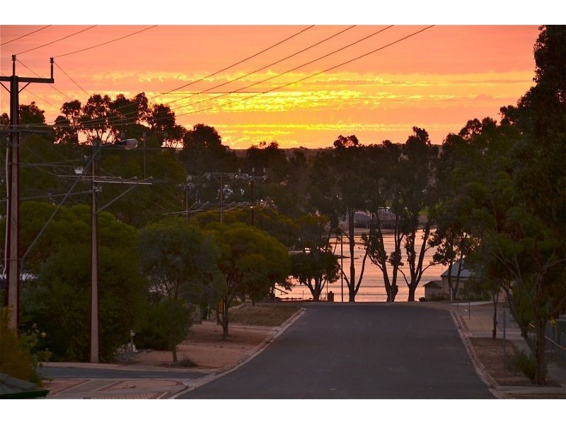 14 Flinders Drive, Streaky Bay SA 5680