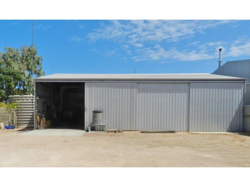 18 East Terrace Haslam, Streaky Bay SA 5680