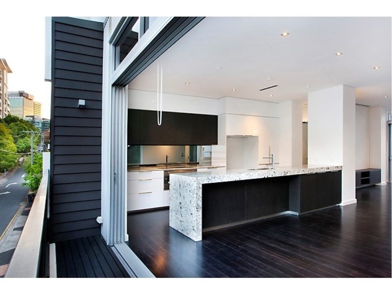 55 Birley Street, Spring Hill QLD 4000