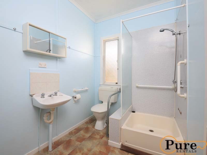 47 Empire Avenue, Manly West QLD 4179