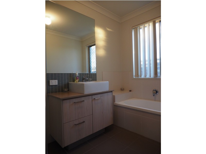 6 Churchill Circuit, Banyo QLD 4014