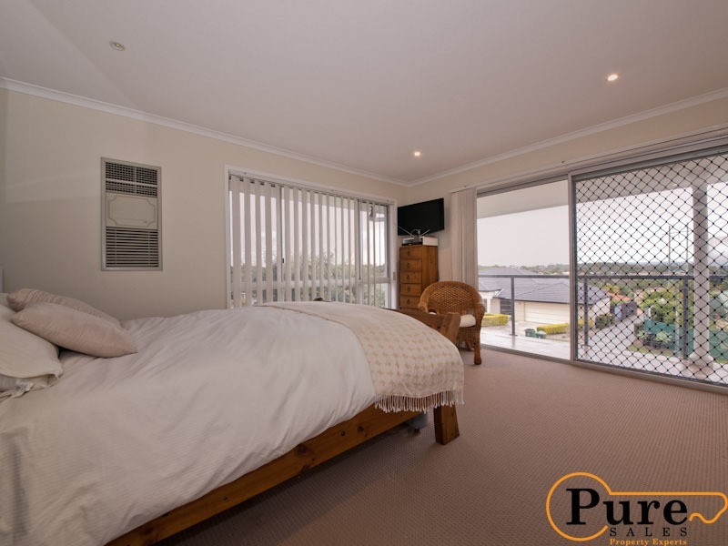 3 Claire Place, Wakerley QLD 4154