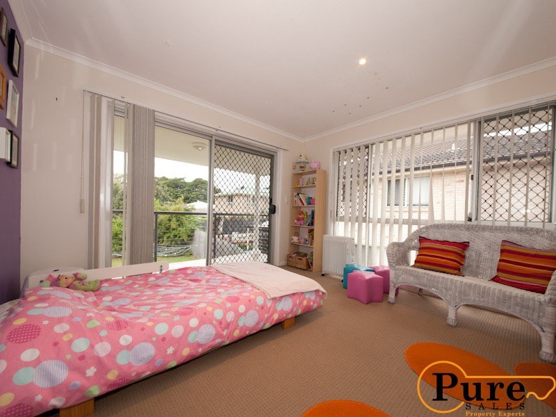3 Claire Place, Wakerley QLD 4154