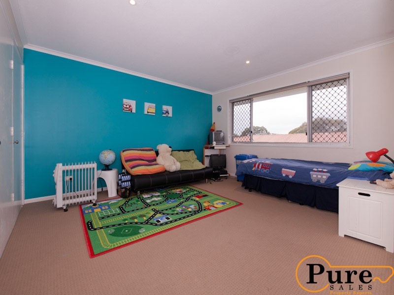 3 Claire Place, Wakerley QLD 4154
