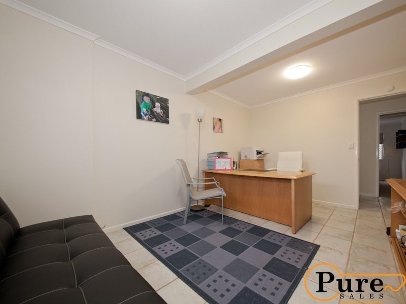 3 Claire Place, Wakerley QLD 4154