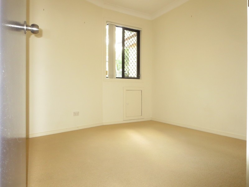 2/34 Querrin Street, Yeronga QLD 4104