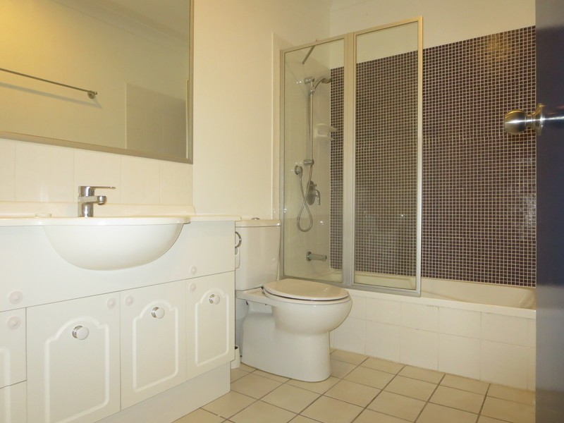 2/34 Querrin Street, Yeronga QLD 4104