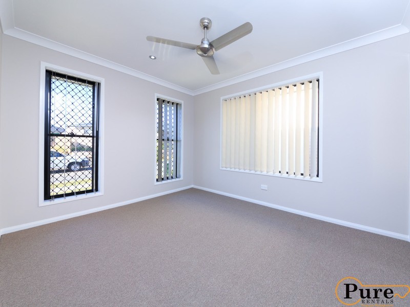 14 Winterpeak Close, Yarrabilba QLD 4207