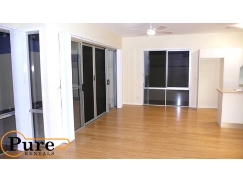 2/18 Ward Street, Indooroopilly QLD 4068