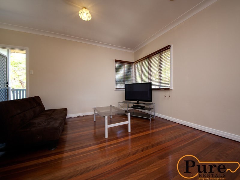 43 Davenport Street, Chermside QLD 4032