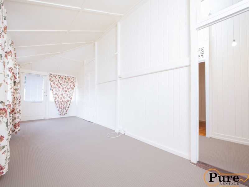 45 Roblane Street, Windsor QLD 4030