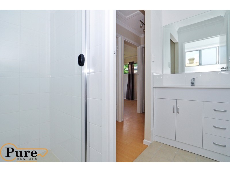 27 Boothby Street, Kedron QLD 4031