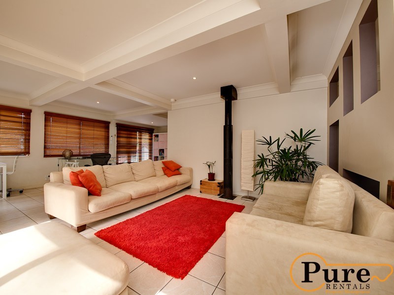 57 Ironside Street, St Lucia QLD 4067