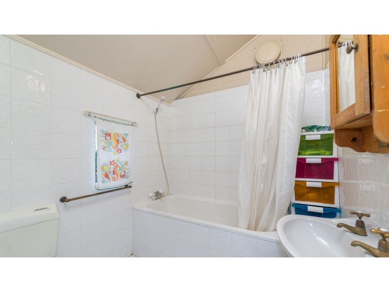 54 Vale Street, Kelvin Grove QLD 4059