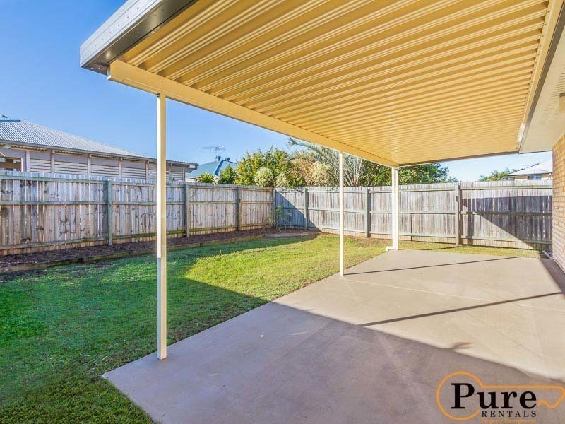 12A Deans Street, Clontarf QLD 4019