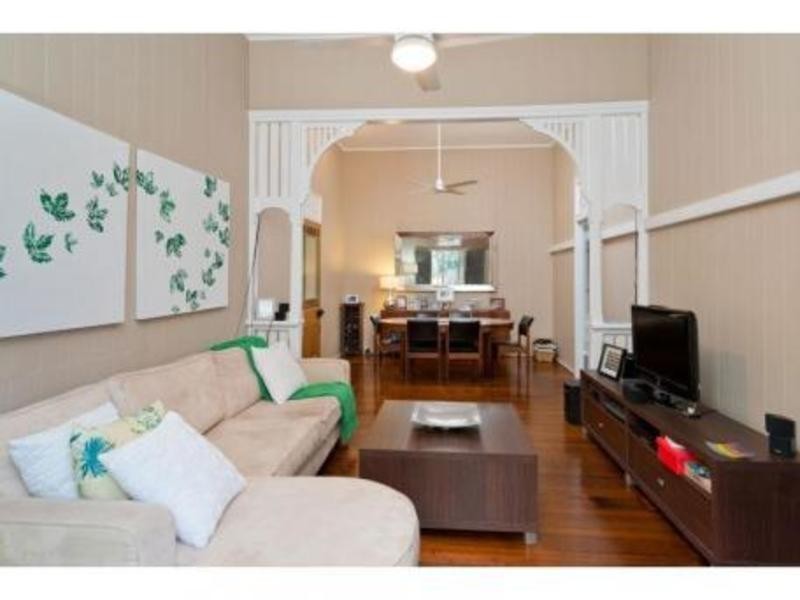 72 Holmesbrook Street, Ashgrove QLD 4060