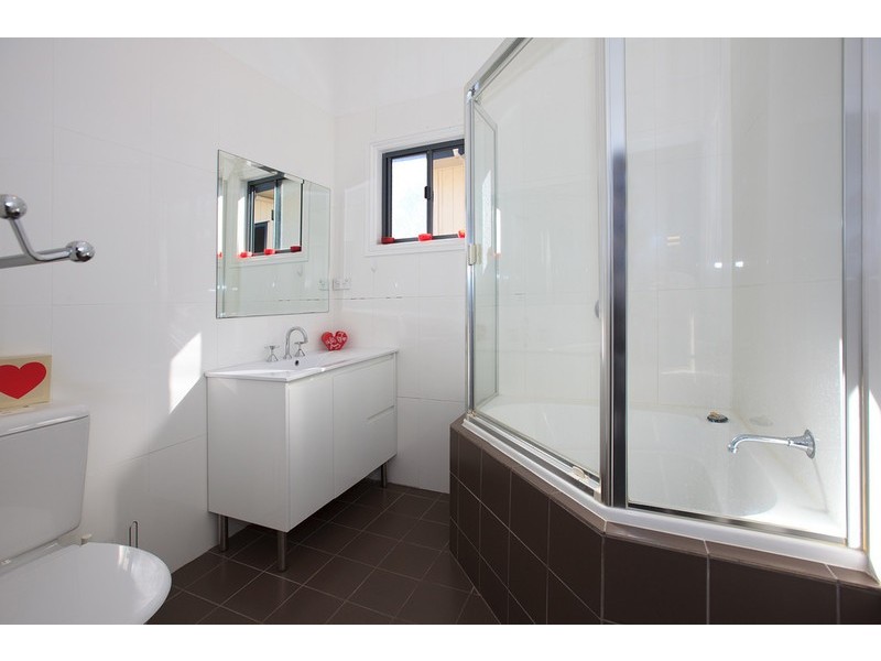 27 Latrobe Street, East Brisbane QLD 4169